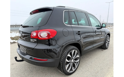 VW Tiguan 2.0TDI / 4MOTION / NAVI / PARKTRONIC/ FULL SERVICE - автомобили, коли, обяви за нови и употребявани 6