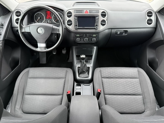 VW Tiguan 2.0 TDI / OFFROAD / NAVI / PODGREV / NOV DEMFER - автомобили, коли, обяви за нови и употребявани 7