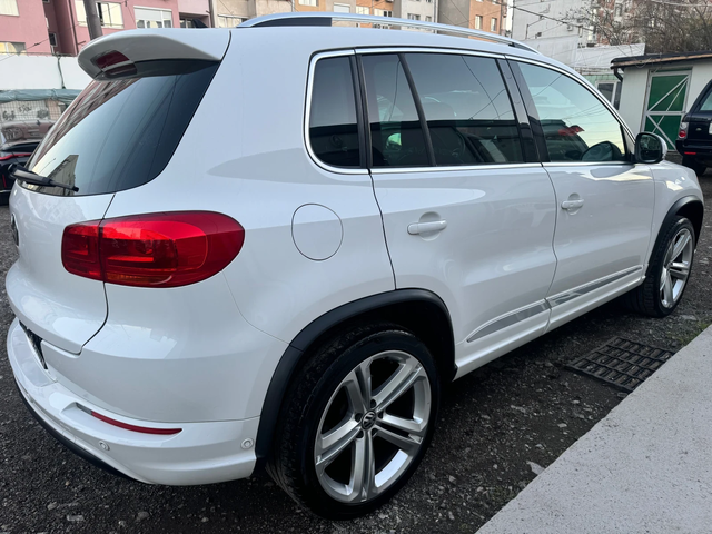 VW Tiguan 2.0TSI 4x4 FULL MAXX SWISS - автомобили, коли, обяви за нови и употребявани 2