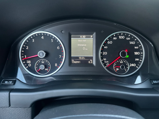 VW Tiguan 2.0TSI 4x4 FULL MAXX SWISS - автомобили, коли, обяви за нови и употребявани 7