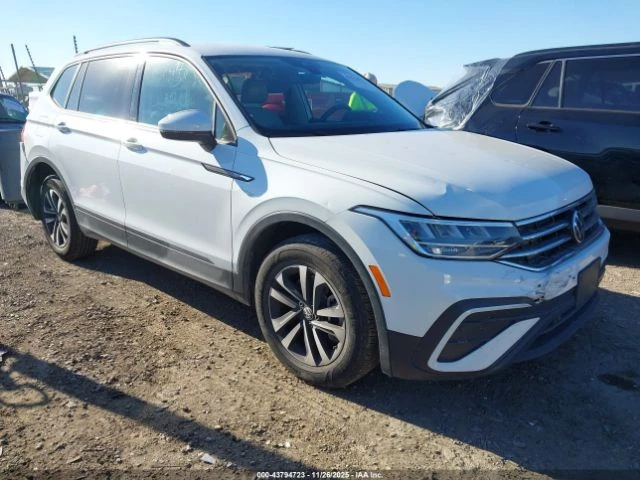 VW Tiguan 2.0T S - автомобили, коли, обяви за нови и употребявани 0