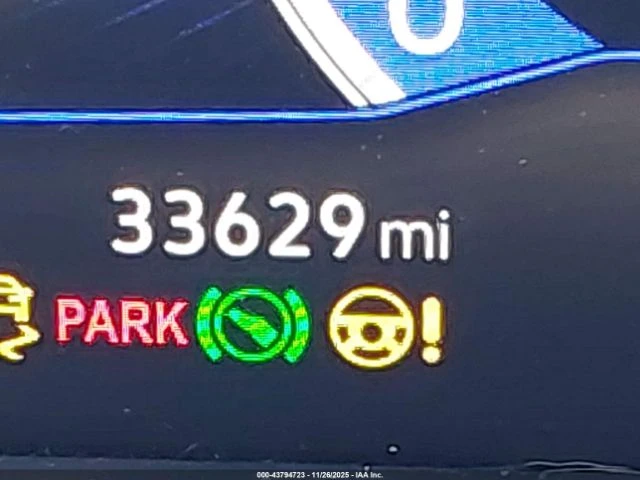 VW Tiguan 2.0T S - автомобили, коли, обяви за нови и употребявани 12