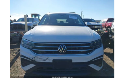 VW Tiguan 2.0T S - автомобили, коли, обяви за нови и употребявани 6