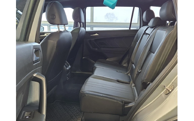 VW Tiguan R-Line* 4MOTION* Digital* Подгрев* Панорама* - автомобили, коли, обяви за нови и употребявани 10