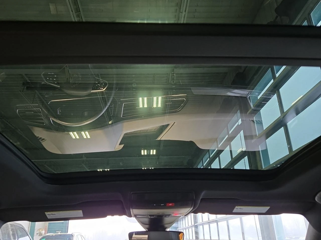 VW Tiguan R-Line* 4MOTION* Digital* Подгрев* Панорама* - автомобили, коли, обяви за нови и употребявани 9