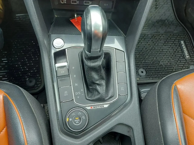 VW Tiguan Highline* 4motion* Fender* Подгреви* 360 - автомобили, коли, обяви за нови и употребявани 15