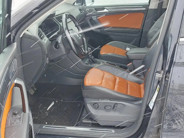 VW Tiguan Highline* 4motion* Fender* Подгреви* 360 - автомобили, коли, обяви за нови и употребявани 7