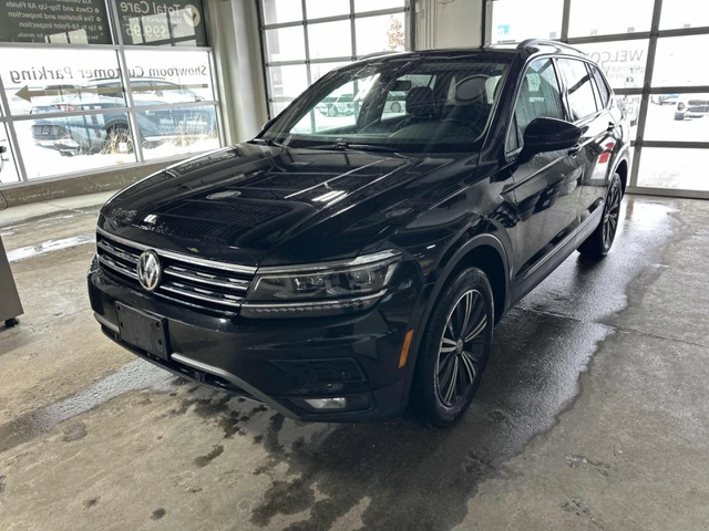 VW Tiguan Highline* 360view* Pano* Fender * Подгрев* Keyless - автомобили, коли, обяви за нови и употребявани 1