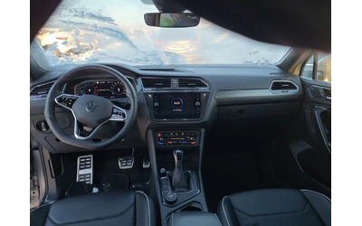 VW Tiguan R-LiNE-Panorama-Обдухване-Digital !!! - автомобили, коли, обяви за нови и употребявани 7