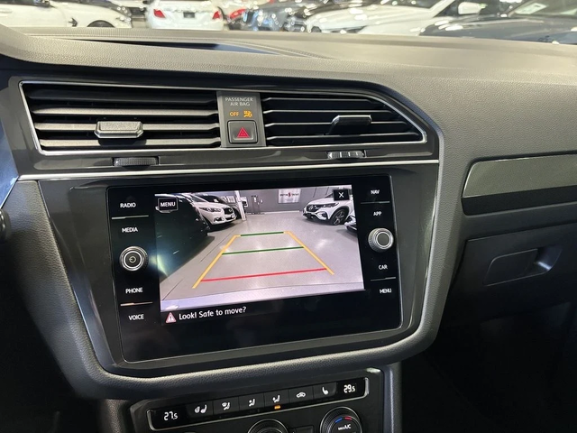 VW Tiguan R-LINE-PANORAMA -DIGITAL-FULL-ЕКСТРИ!! - автомобили, коли, обяви за нови и употребявани 15