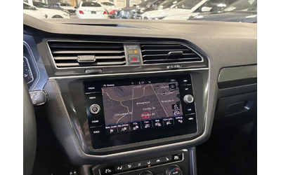 VW Tiguan R-LINE-PANORAMA -DIGITAL-FULL-ЕКСТРИ!! - автомобили, коли, обяви за нови и употребявани 16