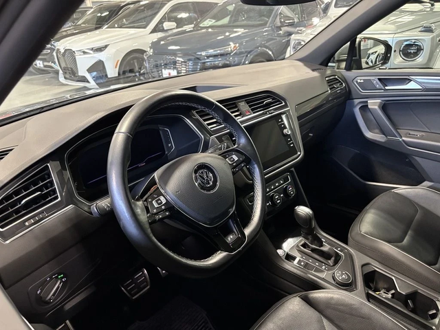 VW Tiguan R-LINE-PANORAMA -DIGITAL-FULL-ЕКСТРИ!! - автомобили, коли, обяви за нови и употребявани 7