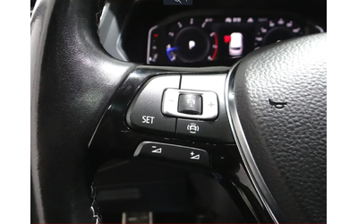 VW Tiguan R-LINE* HIGHLINE* BACK CAM* PANO* CARPLAY* - автомобили, коли, обяви за нови и употребявани 13