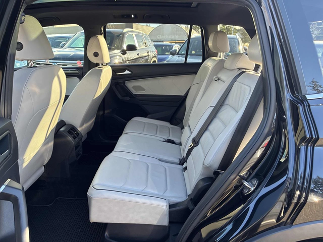 VW Tiguan R-Line* 4MOTION* Digital* Подгрев* Панорама* - автомобили, коли, обяви за нови и употребявани 10