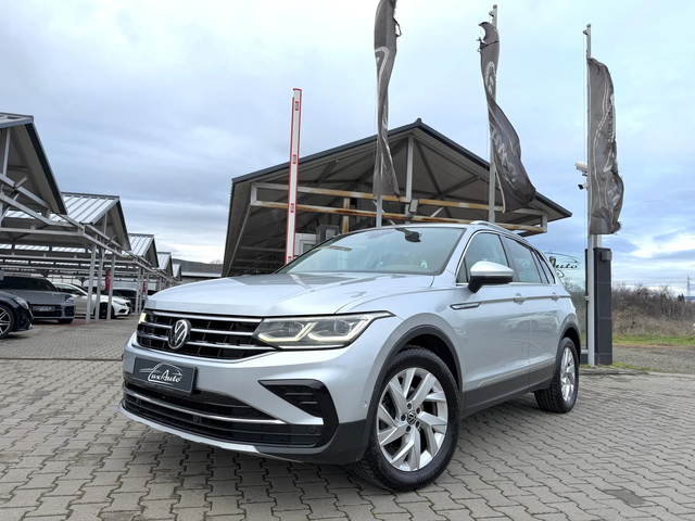 VW Tiguan 2.0TDI#IQ LIGHT#DIGITAL#NAVI#DISTR#KEYLESS#CAMERA - автомобили, коли, обяви за нови и употребявани 0