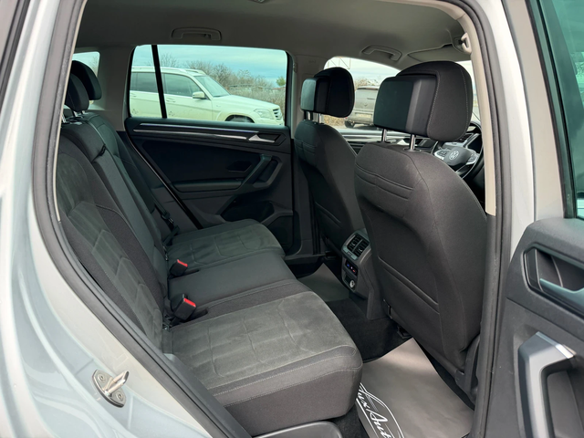 VW Tiguan 2.0TDI#IQ LIGHT#DIGITAL#NAVI#DISTR#KEYLESS#CAMERA - автомобили, коли, обяви за нови и употребявани 12