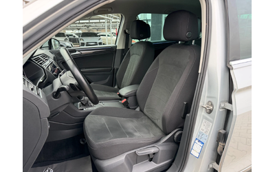 VW Tiguan 2.0TDI#IQ LIGHT#DIGITAL#NAVI#DISTR#KEYLESS#CAMERA - автомобили, коли, обяви за нови и употребявани 6