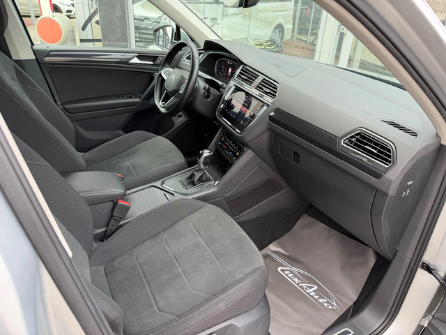 VW Tiguan 2.0TDI#IQ LIGHT#DIGITAL#NAVI#DISTR#KEYLESS#CAMERA - автомобили, коли, обяви за нови и употребявани 8