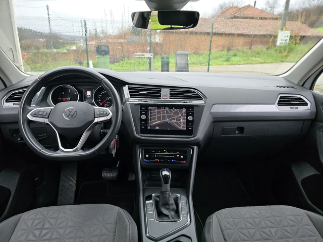 VW Tiguan 2.0TDI 150к.с LIFE Топ състояние - автомобили, коли, обяви за нови и употребявани 14