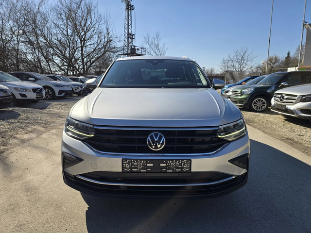VW Tiguan 2.0TDI 150к.с DSG - автомобили, коли, обяви за нови и употребявани 4