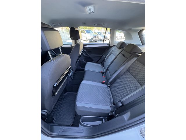 VW Tiguan - автомобили, коли, обяви за нови и употребявани 8