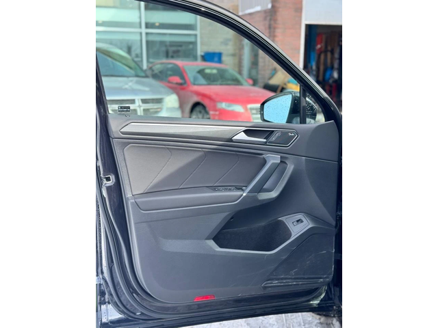 VW Tiguan HIGHLINE| PANO - автомобили, коли, обяви за нови и употребявани 12