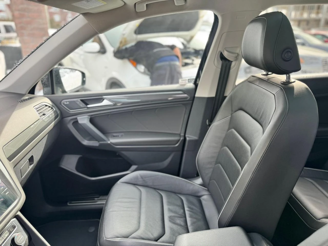 VW Tiguan HIGHLINE| PANO - автомобили, коли, обяви за нови и употребявани 13