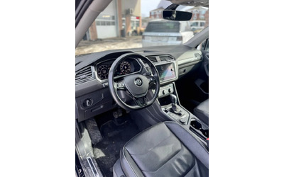 VW Tiguan HIGHLINE| PANO - автомобили, коли, обяви за нови и употребявани 7