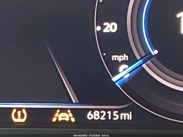 VW Tiguan RLINE* КОЖА* ПАНО* KEYLESS* КАМЕРА* ПОДГРЕВ* - автомобили, коли, обяви за нови и употребявани 11