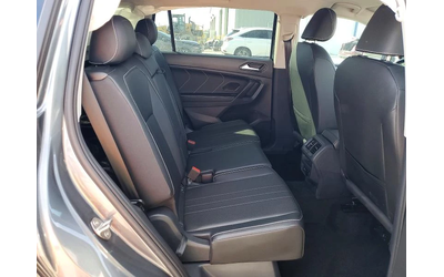 VW Tiguan SE* KEYLESS* CARPLAY* ДИГИТАЛНО* ТАБЛО - автомобили, коли, обяви за нови и употребявани 10