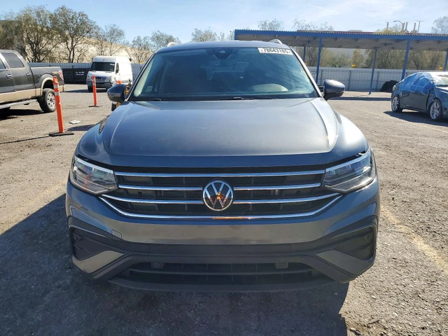 VW Tiguan SE* KEYLESS* CARPLAY* ДИГИТАЛНО* ТАБЛО - автомобили, коли, обяви за нови и употребявани 4