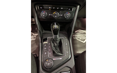 VW Tiguan R line 4 MOTION Digital - автомобили, коли, обяви за нови и употребявани 13