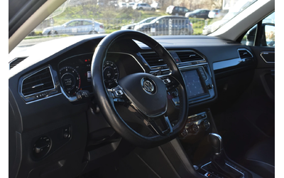 VW Tiguan 2.0ТDI* 190H.P* FULL- - автомобили, коли, обяви за нови и употребявани 8