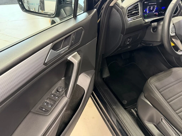 VW Tiguan * АвтоКредит* (ЦЕНА ДО БГ) - автомобили, коли, обяви за нови и употребявани 8