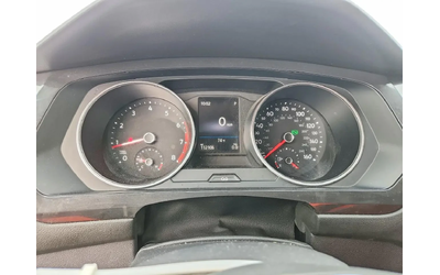 VW Tiguan SE - автомобили, коли, обяви за нови и употребявани 10