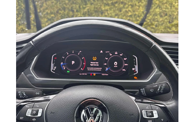 VW Tiguan | Highline R-DESIGN | LED | | PANO | Keyless - автомобили, коли, обяви за нови и употребявани 7