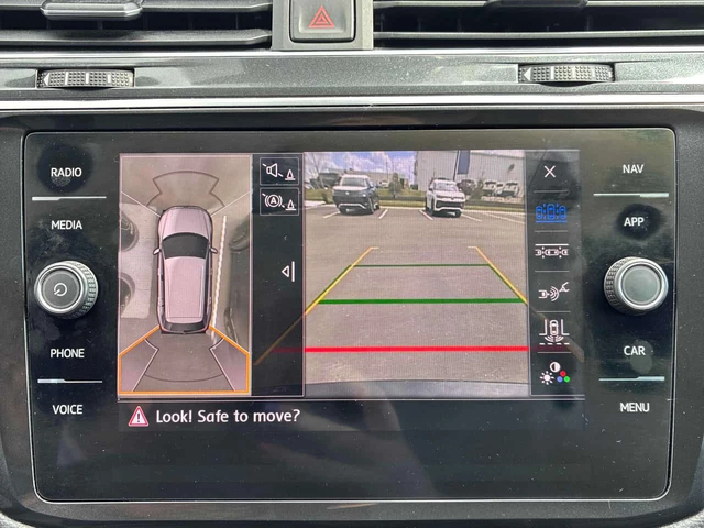 VW Tiguan * Highline * PANO* KEYLESS* ПОДГРЕВ* - автомобили, коли, обяви за нови и употребявани 14
