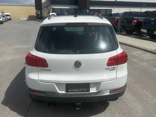 VW Tiguan * 4MOTION 4dr Auto Comfortline * PANO* ПОДГРЕВ* - автомобили, коли, обяви за нови и употребявани 3
