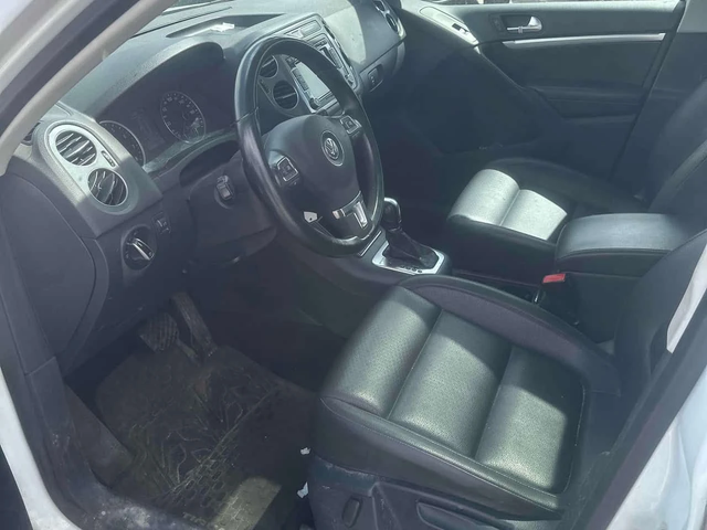 VW Tiguan * 4MOTION 4dr Auto Comfortline * PANO* ПОДГРЕВ* - автомобили, коли, обяви за нови и употребявани 4
