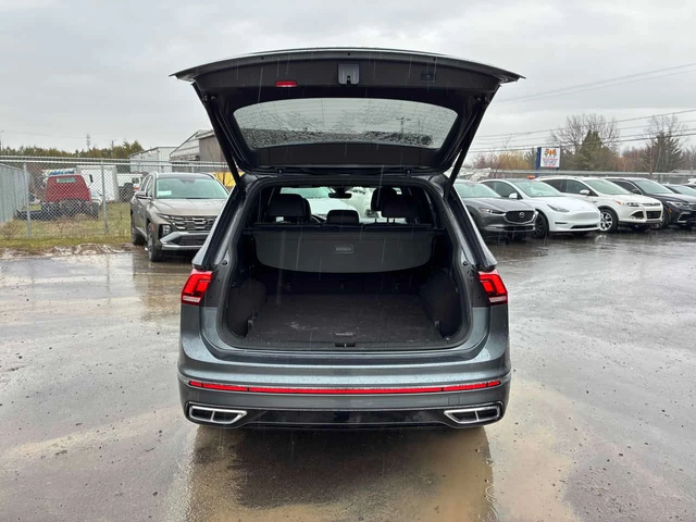 VW Tiguan Highline R Line| ПОДГРЕВ| ОБДУХ| КЛИПОВЕ| CARFAX - автомобили, коли, обяви за нови и употребявани 5