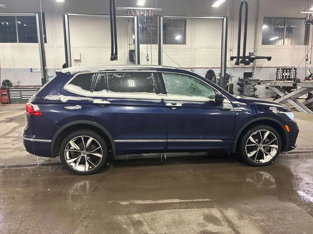VW Tiguan Highline R Line| ОТ ПРЕДСТАВИТЕЛСТВО| ПАНО| ОБДУХ - автомобили, коли, обяви за нови и употребявани 5