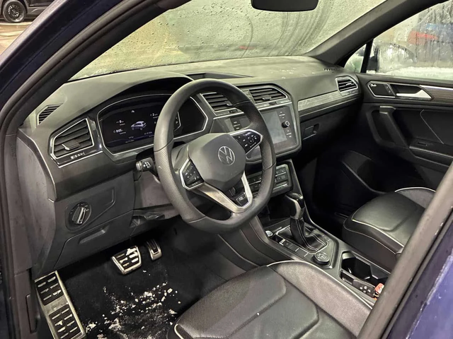 VW Tiguan Highline R Line| ОТ ПРЕДСТАВИТЕЛСТВО| ПАНО| ОБДУХ - автомобили, коли, обяви за нови и употребявани 9