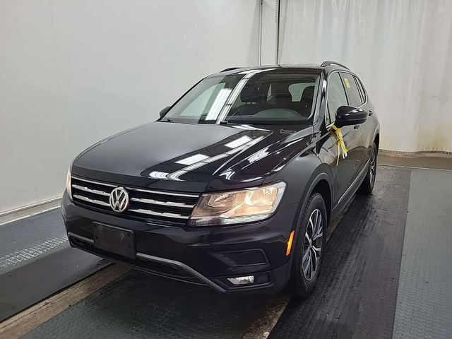 VW Tiguan * COMFORTLINE * CARFAX * 2 КЛЮЧА * - автомобили, коли, обяви за нови и употребявани 0