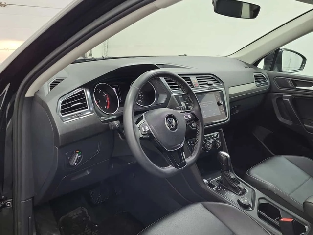 VW Tiguan * COMFORTLINE * CARFAX * 2 КЛЮЧА * - автомобили, коли, обяви за нови и употребявани 10