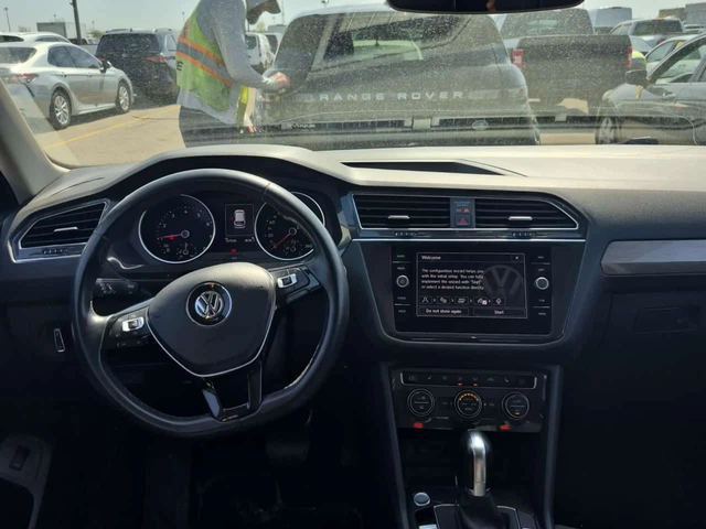 VW Tiguan * COMFORTLINE * CARFAX * ПАНОРАМА * 2 КЛЮЧА * - автомобили, коли, обяви за нови и употребявани 11