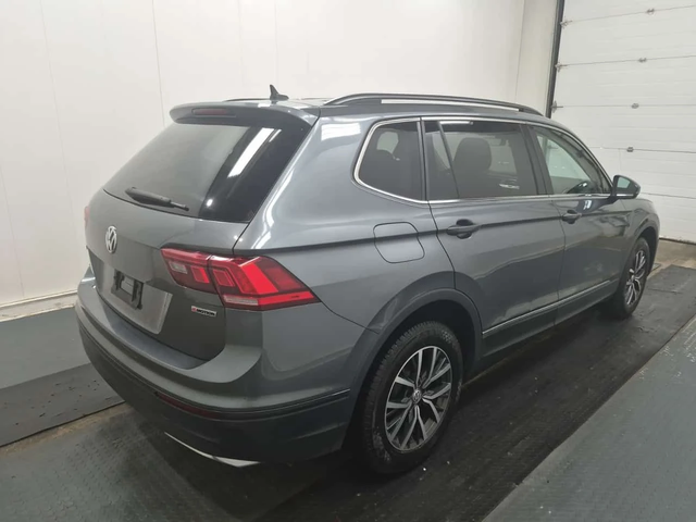 VW Tiguan * COMFORTLINE * CARFAX * ПАНОРАМА * 2 КЛЮЧА * - автомобили, коли, обяви за нови и употребявани 2
