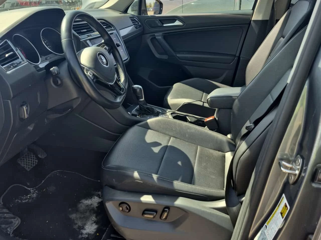 VW Tiguan * COMFORTLINE * CARFAX * ПАНОРАМА * 2 КЛЮЧА * - автомобили, коли, обяви за нови и употребявани 8