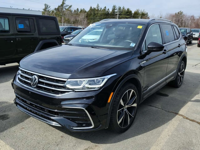 VW Tiguan * HIGHLINE R LINE * ОБУДХВАНЕ* 360* DISTRONIC* - автомобили, коли, обяви за нови и употребявани 0