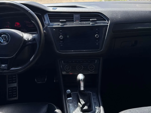 VW Tiguan * Highline * PANO* KEYLESS* ПОДГРЕВ* - автомобили, коли, обяви за нови и употребявани 8
