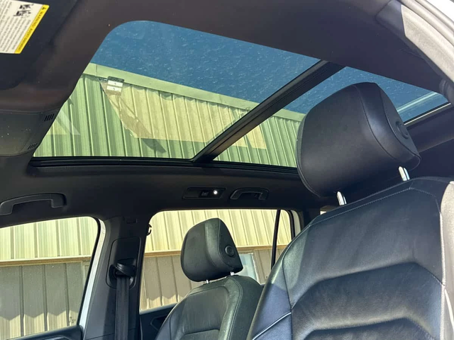 VW Tiguan * Highline * PANO* KEYLESS* ПОДГРЕВ* - автомобили, коли, обяви за нови и употребявани 9